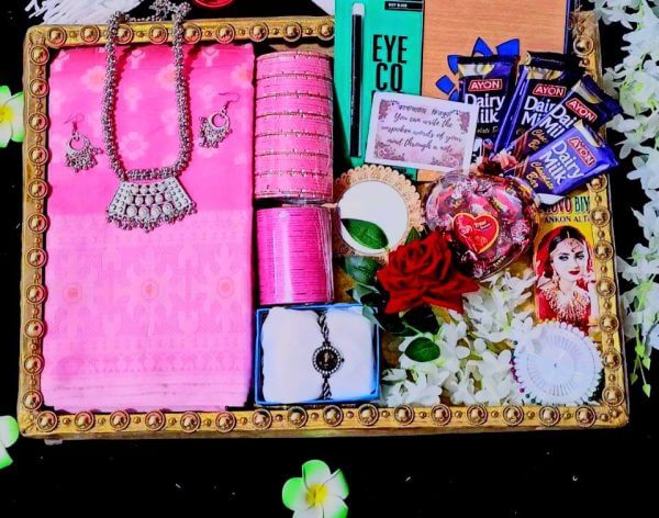 pink saree , প্রিমিয়াম গিফট, বেস্ট কাতান , উপহার ।