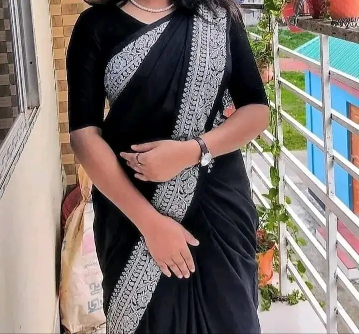 হাফসিল্ক জবা পাইর শাড়ি।অল্প দামে বেষ্ট চয়েজিং কম্বো সেট - Image 2
