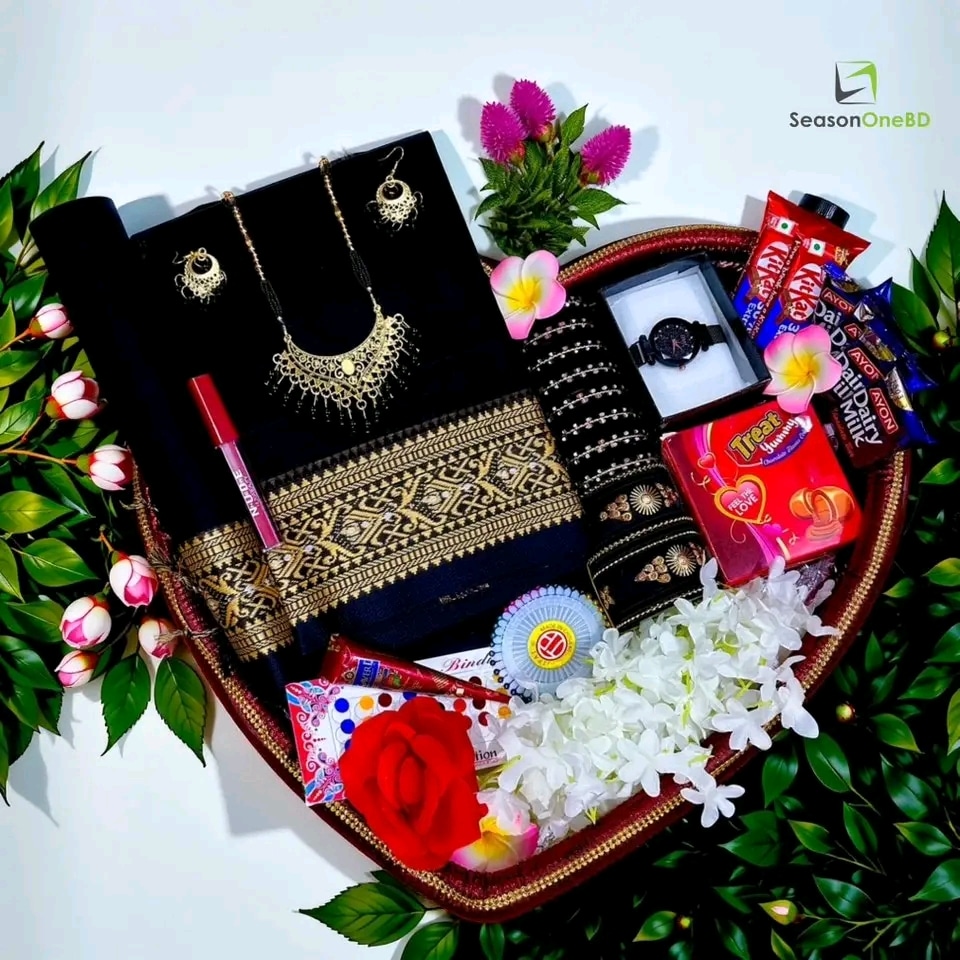 স্পেশাল গিফট প্রিমিয়াম শাড়ি কম্বো (Skw-3)